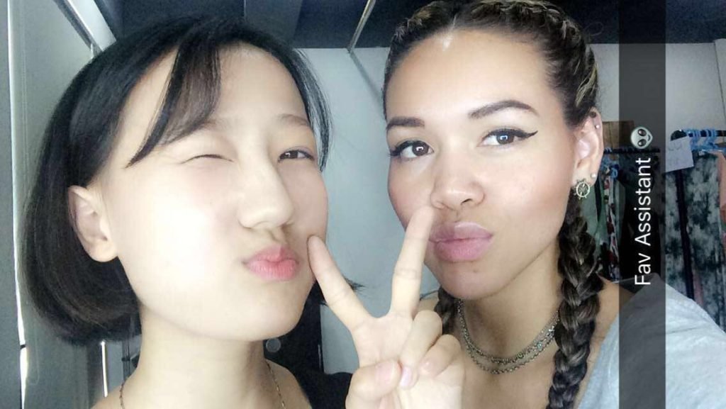 LESSONS ON MASS FASHION. BEING A STYLIST. 