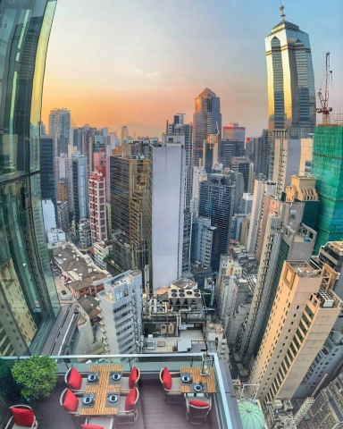 rosi Ross - best rooftops in hong kong