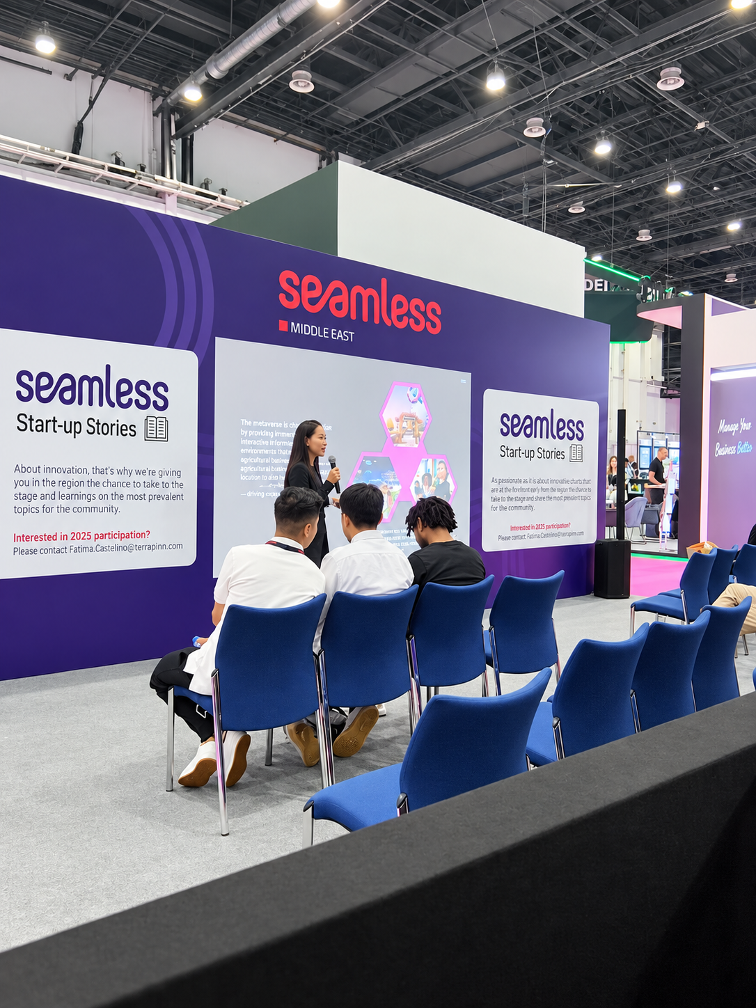 Immersive technology presentation at Seamless Dubai featuring KM Universe and discussions on interactive digital experiences.