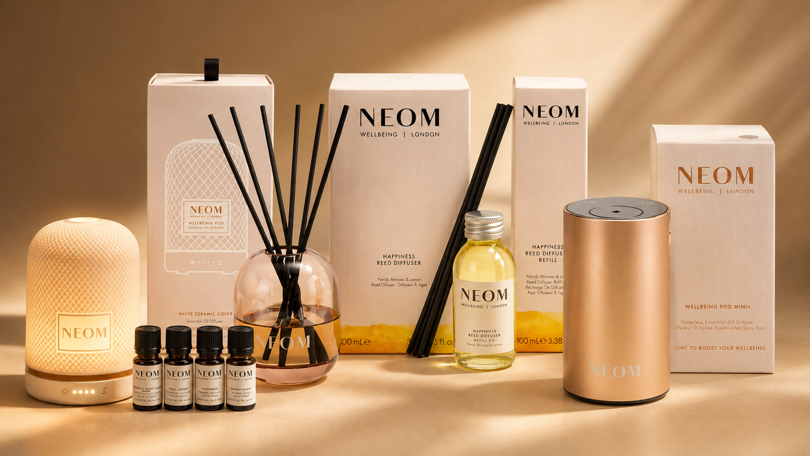 Rosi Ross article banner exploring NEOM Wellbeing, sleep enhancement, scent psychology, essential oils, and wellness-focused home environments.